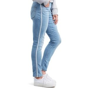 ⚡️BUNDLE SALE! Levi’s Mid-Rise Silver Stripe Jeans